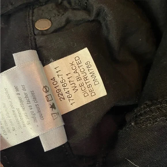 EUC Paige Dice Black Destructed Verdugo Ankle Jean - Picture 11 of 12